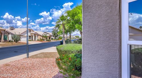 4333 Angela Dr, Phoenix AZ  85032-2282 exterior