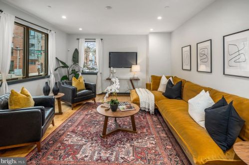 2401 Emerald St, Philadelphia PA  19125-1204 exterior