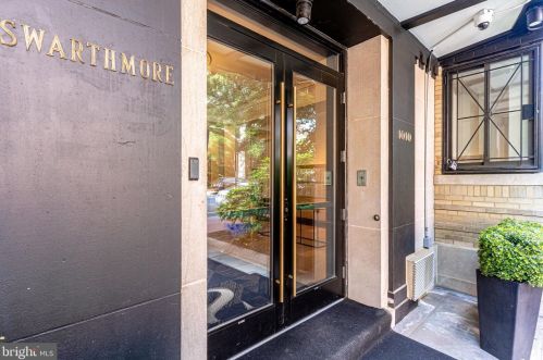 1010 25th St, Washington DC 20037-1658 exterior