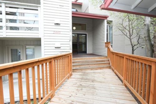 2440 Sentry Dr, Anchorage, AK 99507-4466