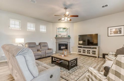 3521 Bans Crown Blvd, Frisco TX 75056-5850 exterior