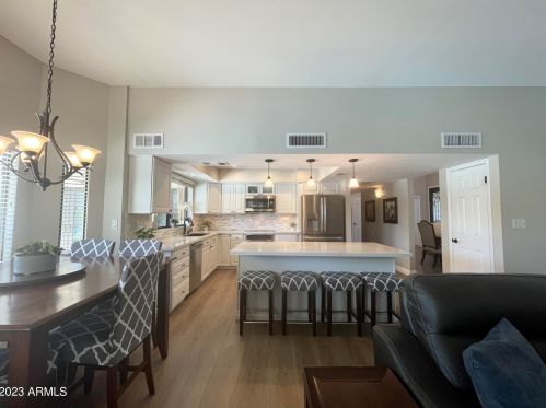 11436 27th St, Phoenix AZ 85028-1802 exterior