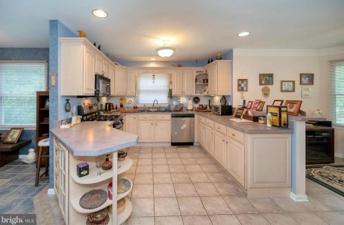 523 Monticello Cir, Locust Grove VA 22508-5151 exterior