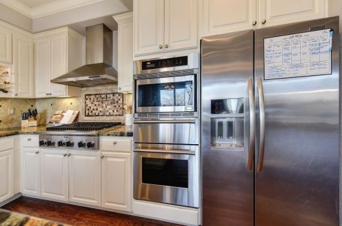 3390 Beatty Dr, Folsom CA 95762-7000 exterior