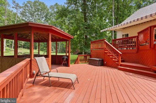 1432 Carlon Ct, Huntingtown MD 20639-2338 exterior