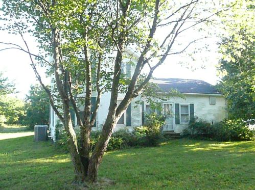 19521 Bulhand St, Cassopolis MI 49031-8544 exterior