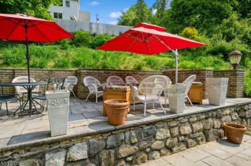 69 Shore Trl, Sparta NJ  07871-1714 exterior