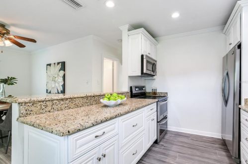 625 Jamaica Ave, Tampa FL  33606-3928 exterior