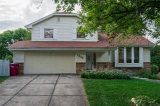1302 Red Fern Cir, Omaha, NE 68133-2503