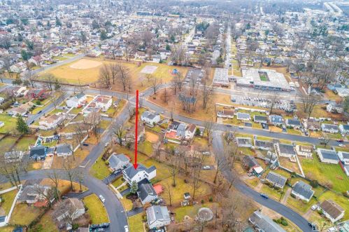 50 Morgan Dr, Edison NJ  08817-3546 exterior