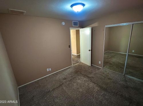 3133 Corrine Dr, Phoenix AZ  85032-6553 exterior