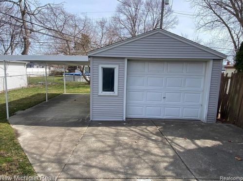 4621 Dudley St, Dearborn Heights MI  48125-2607 exterior