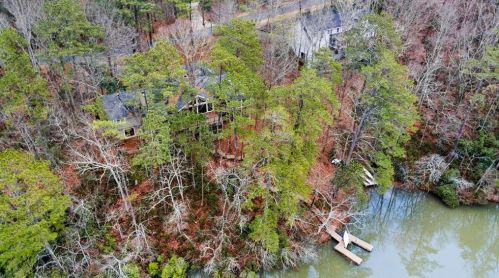 9615 Huntcliff Trce, Atlanta GA 30350-2615 exterior