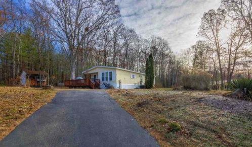 28 Willow Ter, Concord, NH 03307-0832