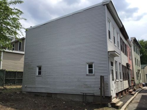 8 Bolton Pl, Boston, MA