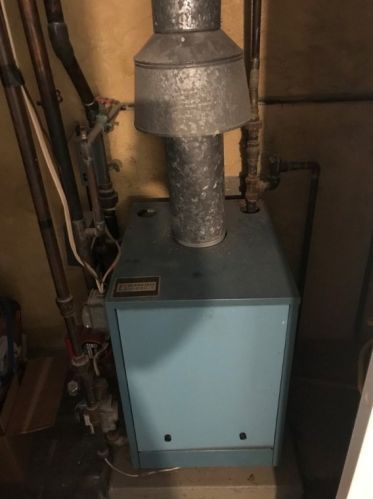 1322 Lowrie St, Pittsburgh PA 15212-4326 exterior