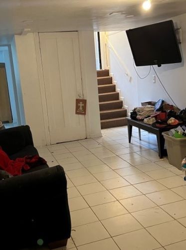 6438 Claremont Ave, Chicago IL 60625-1812 exterior