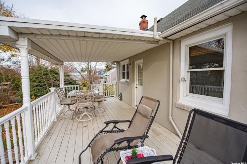 55 Kelsey Ave, Huntington Station NY 11746-1109 exterior