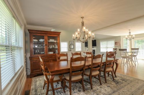 62 Hoit Rd, Concord NH  03301-1804 exterior