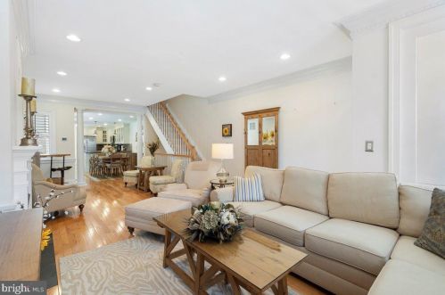 756 24 St, Philadelphia PA 19130-1953 exterior