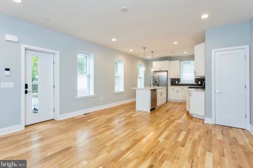 1500 26 St, Philadelphia PA 19121-4602 exterior