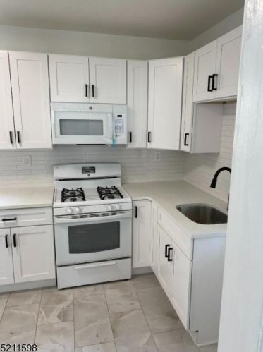 285 Illinois Ave, Paterson NJ 07503-1525 exterior