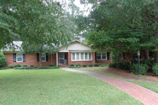 502 Lakeview Dr, Ahoskie, NC 27910-3708