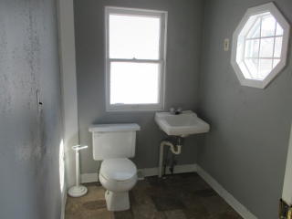 528 Howard St, Kalamazoo MI  49008-1918 exterior