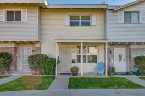 1369 44th St, Phoenix AZ  85032-2829 exterior