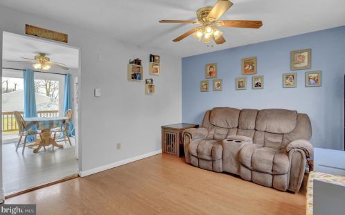 407 Meade Ave, Hanover PA 17331-3622 exterior