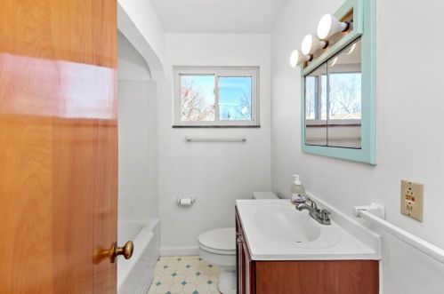 418 Neola Cir, Pittsburgh PA exterior