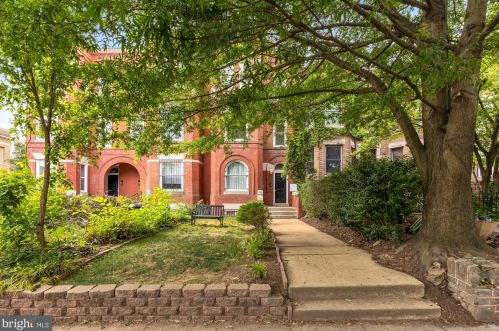 1443 Capitol St, Washington DC  20003-1597 exterior