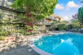 1616 41st Ave, Seattle WA  98112-3208 exterior