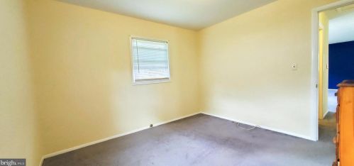 905 1st St, Rockville MD 20850-1444 exterior