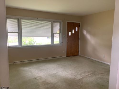 248 Camden Rd, Parsippany NJ 07054-3106 exterior