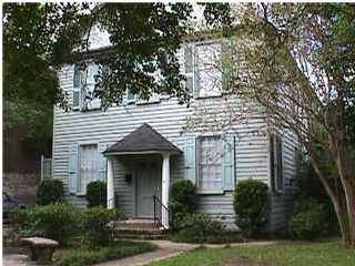 51 Smith St, Charleston, SC 29401-1718