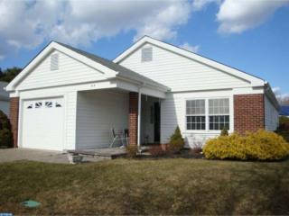 44 New Castle Dr, Southampton NJ  08088-1241 exterior