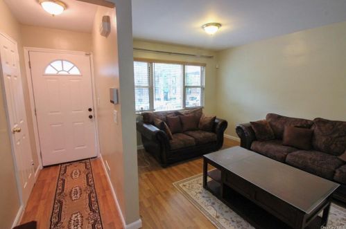 1321 Hicks St, Bronx NY  10469-1703 exterior