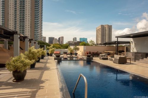 720 Kapiolani Blvd, Honolulu HI 96813-5215 exterior