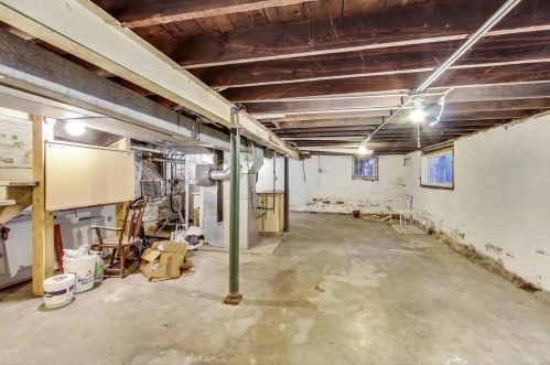 1832 Estes Ave, Chicago IL 60645-2904 exterior