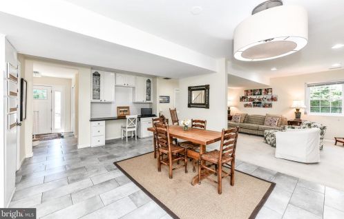 6224 Hardy Dr, Mc Lean VA  22101-3117 exterior