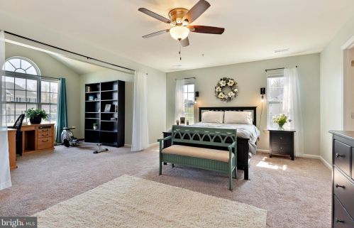 1190 Fairwood Dr, Huntingtown MD 20639-3931 exterior