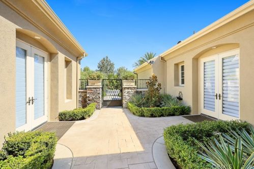 2440 Bronzewood Dr, Tustin CA  92782-4321 exterior