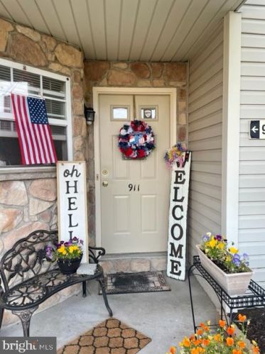 911 Eaton Ct, Quakertown, PA 18951-3765