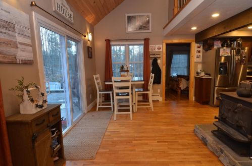 80 Hardy Rd, Concord NH 03307-0803 exterior