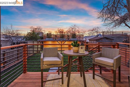 1334 Kains, Berkeley CA 94702-1016 exterior