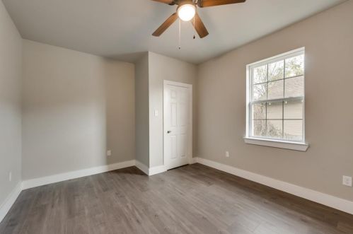 2810 Frazier St, Dallas TX 75210-1633 exterior