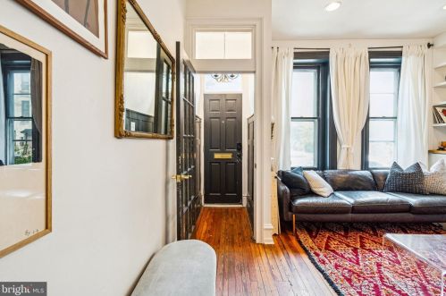 240 Fairmount Ave, Philadelphia PA  19123-2928 exterior