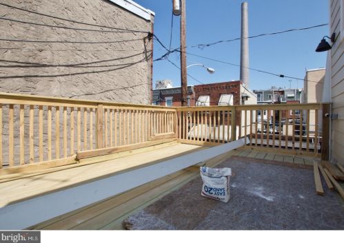 1515 Mckean St, Philadelphia PA  19145-3033 exterior