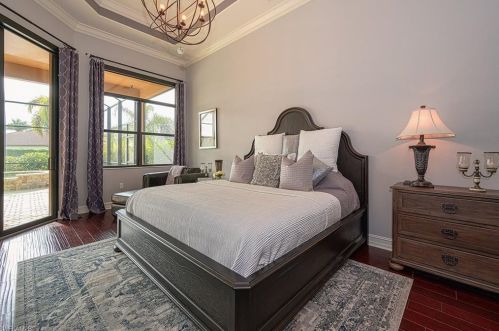 6524 Costa Cir, Naples FL 34113-1710 exterior